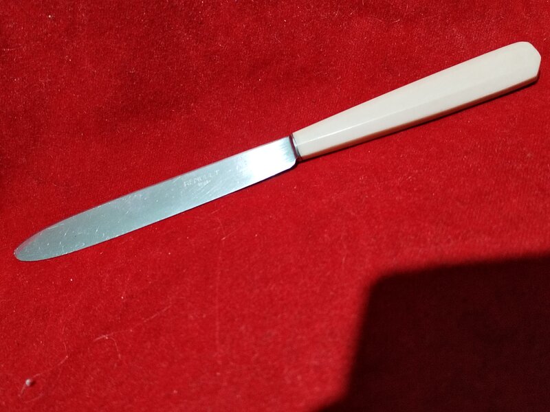 Caseta rara cu 10 cutite franceze Maison Renoult J. Thiroux, anii 1920